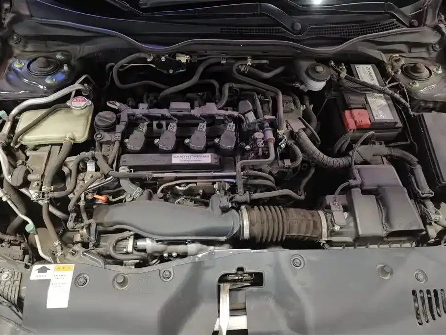 Honda Civic — фото 10