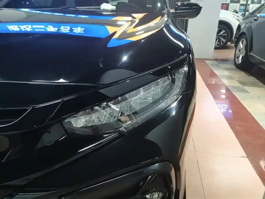 Honda Civic — фото 6