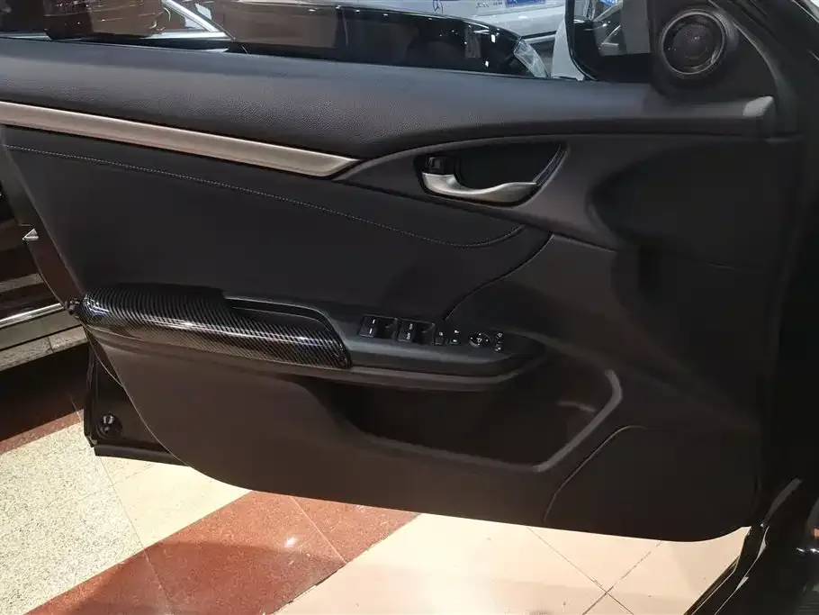 Honda Civic — фото 4