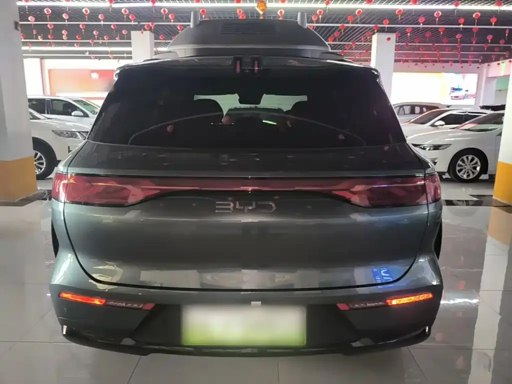 BYD Tang L — фото 10
