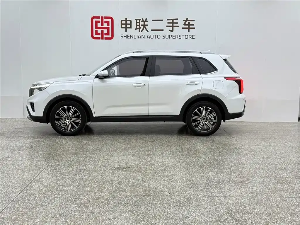 Kia Sportage — фото 7