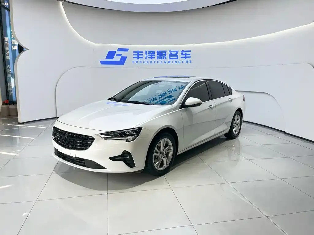 Buick Regal — фото 1