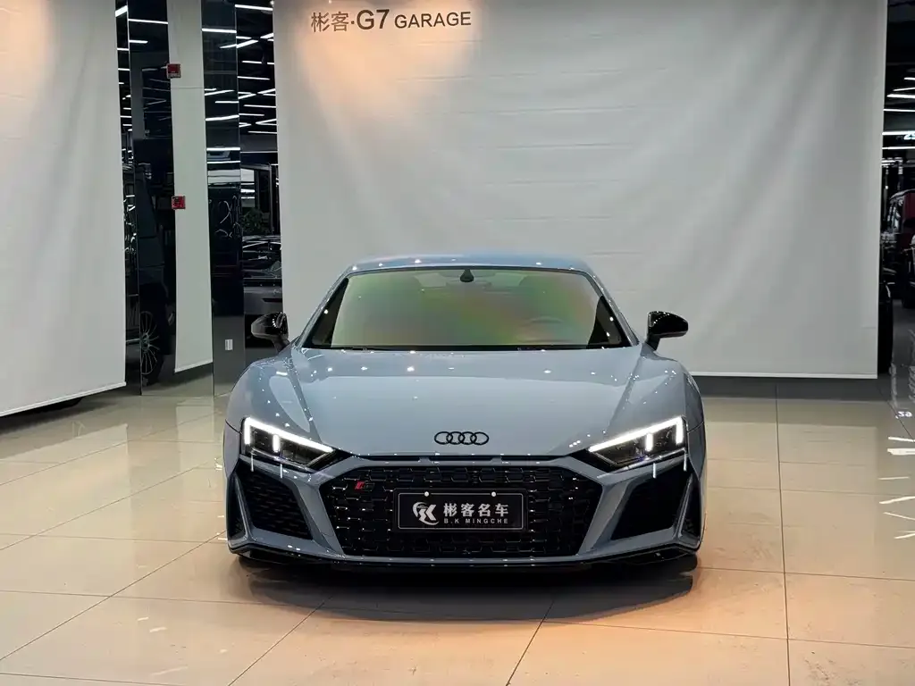 Audi R8 — фото 2