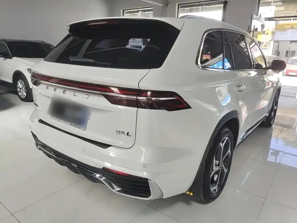 Geely Xingyue L — фото 3