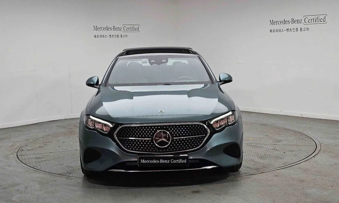 Mercedes-Benz E-Class — фото 5