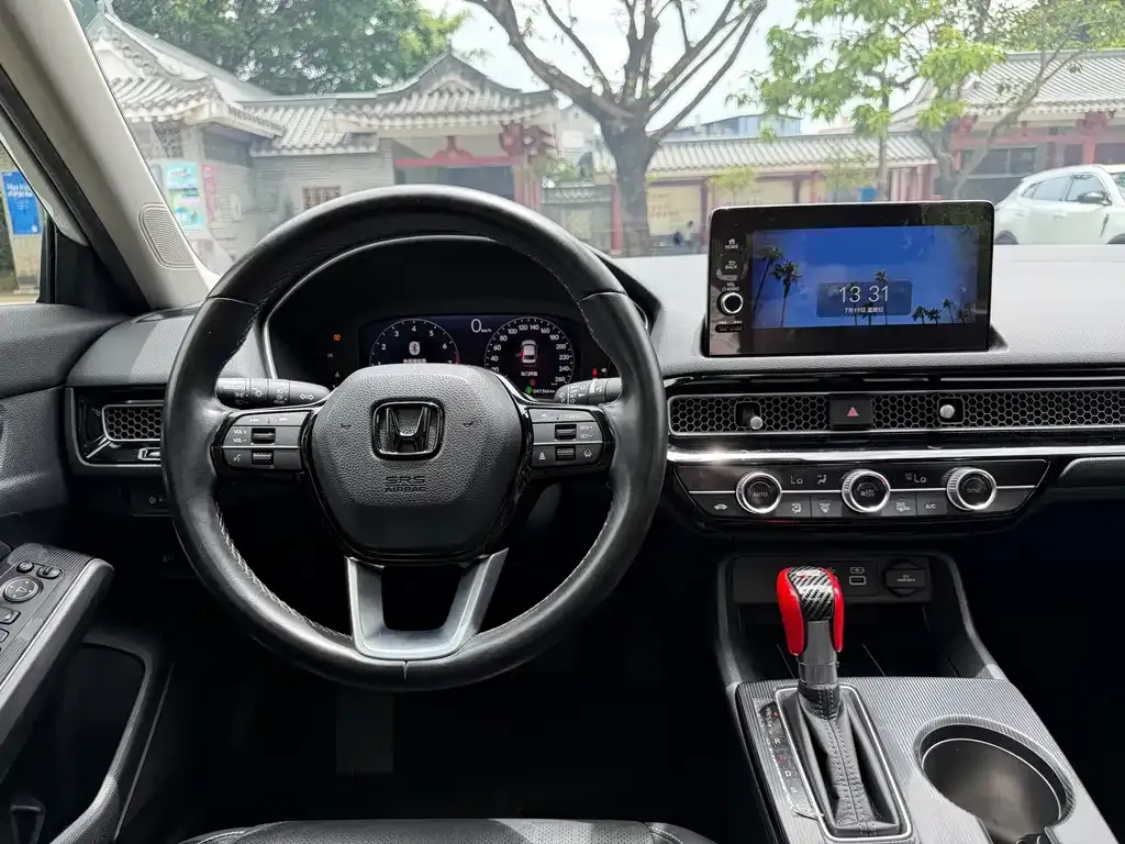 Honda Civic — фото 7