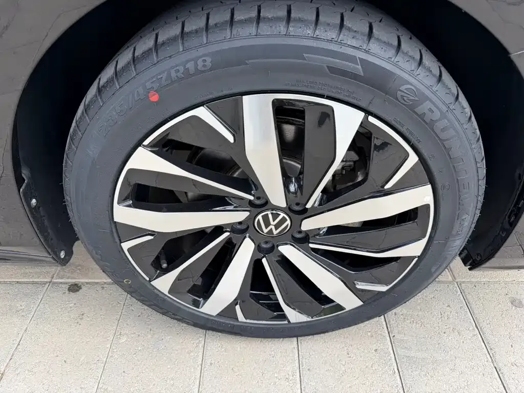Volkswagen Passat — фото 4