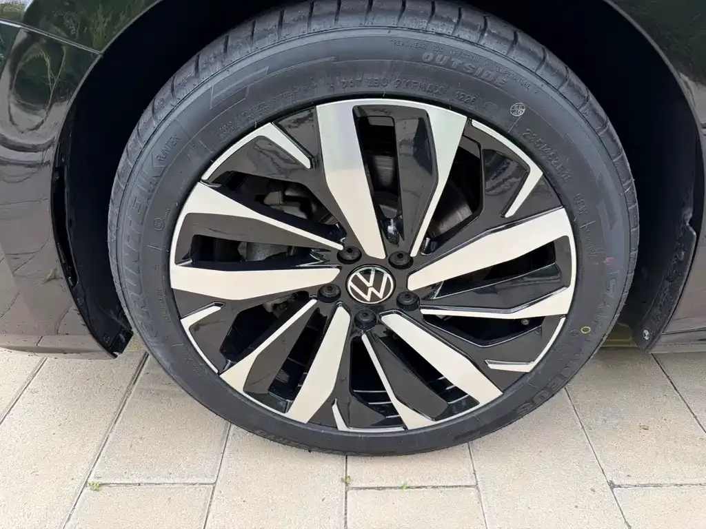 Volkswagen Passat — фото 2