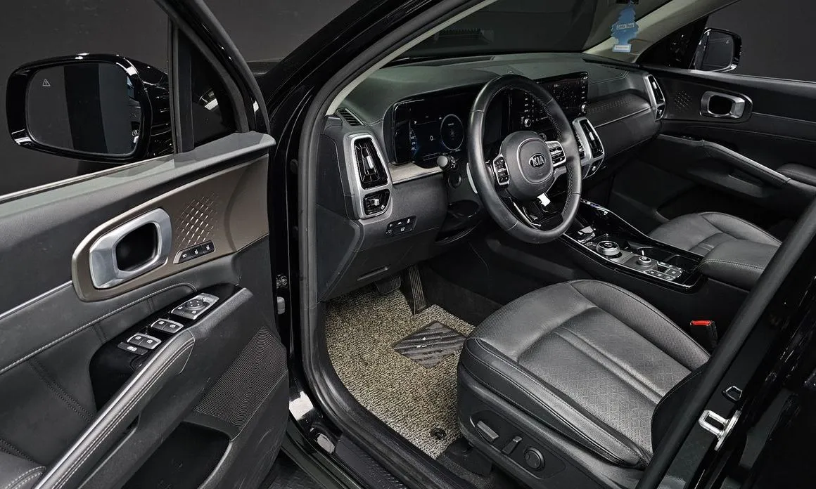 Kia Sorento — фото 5