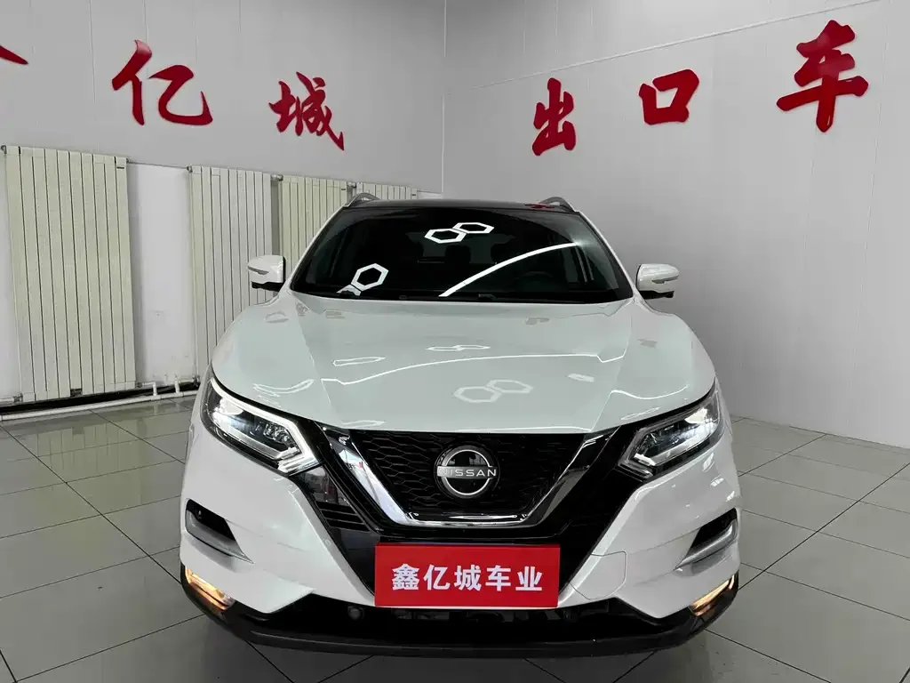 Nissan Qashqai — фото 10