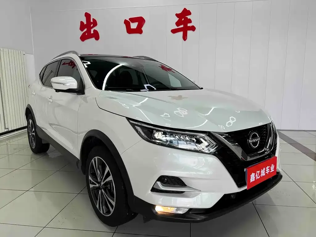 Nissan Qashqai — фото 8