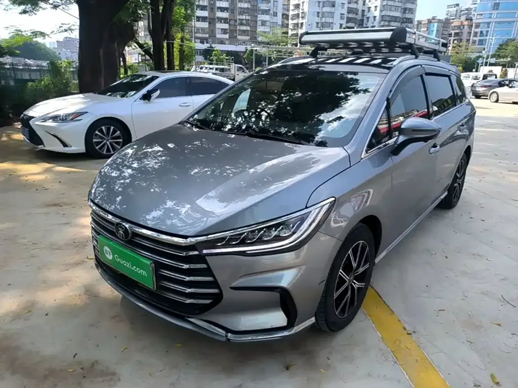 BYD MAX New Energy — фото 4