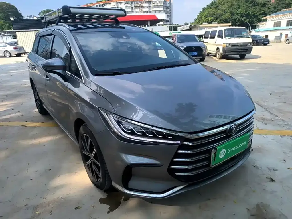 BYD MAX New Energy — фото 6