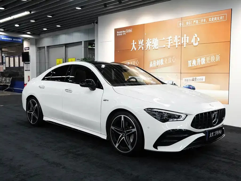 Mercedes-Benz CLA AMG — фото 7