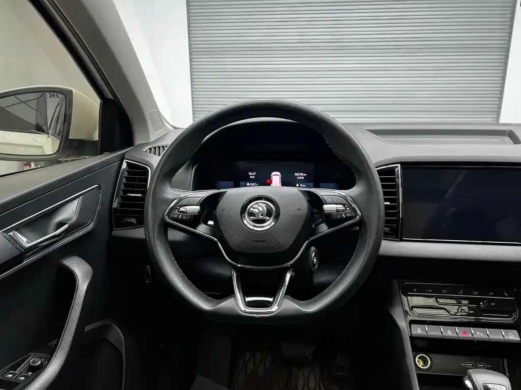 Skoda Karoq 2022 из CN, фото 9