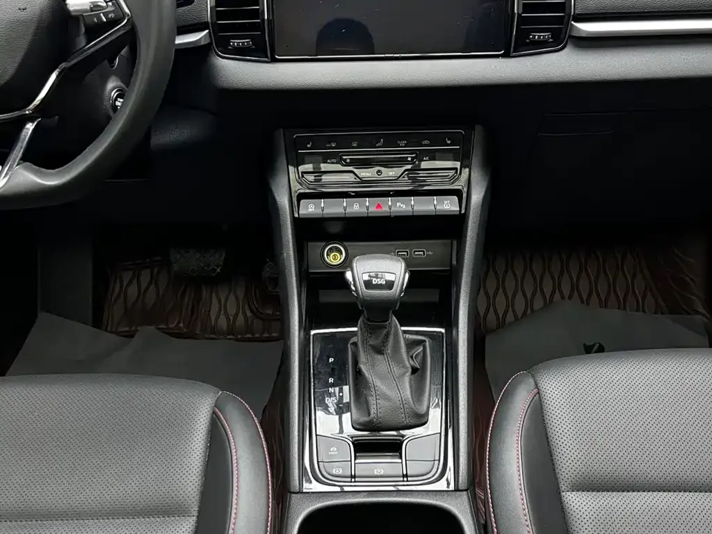 Skoda Karoq 2022 из CN, фото 8
