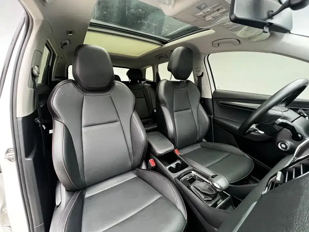Skoda Karoq 2022 из CN, фото 10