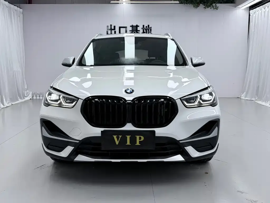 BMW X1 — фото 2