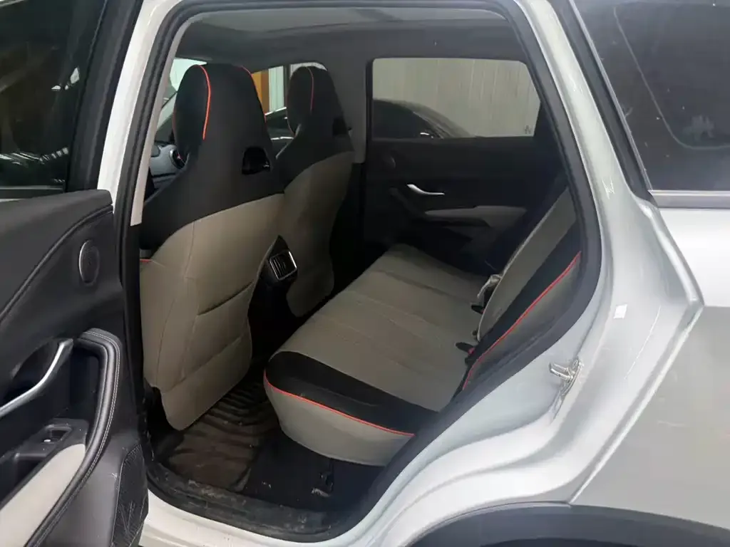 BYD Seal 05 DM-i — фото 2