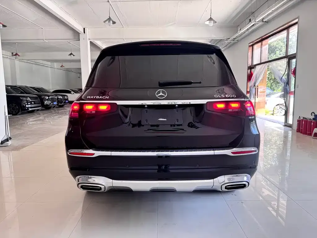 Mercedes-Benz GLS — фото 3