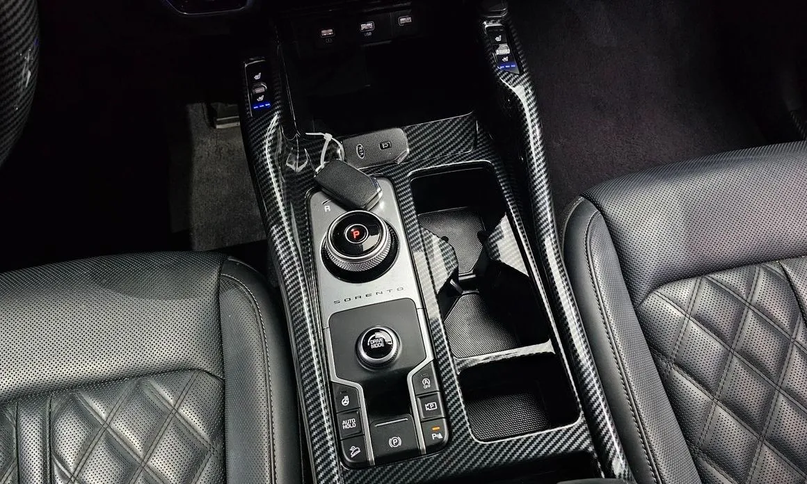 Kia Sorento — фото 10