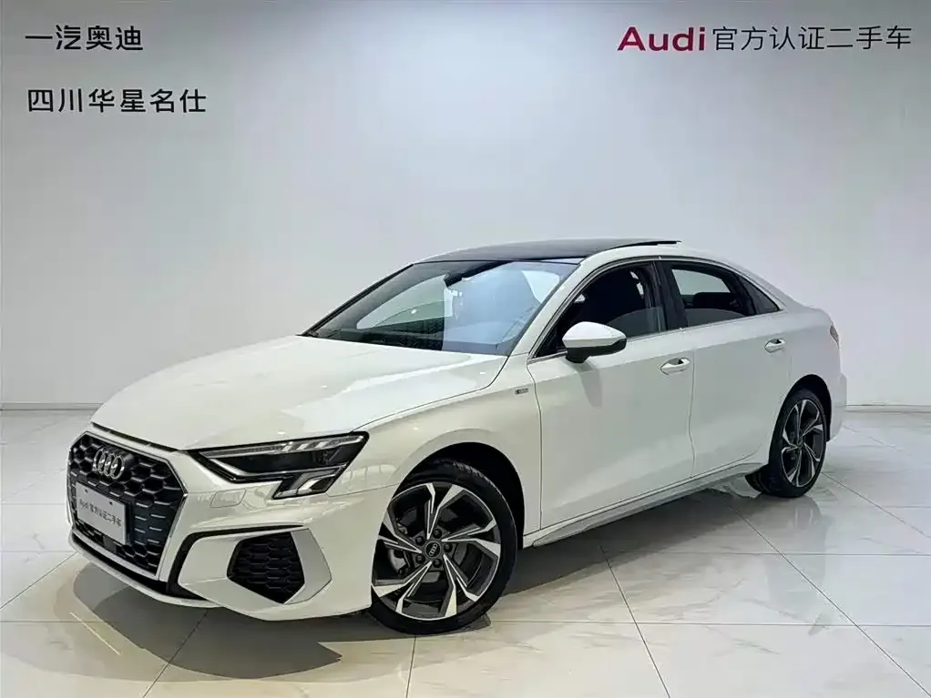 Audi A3 — фото 1
