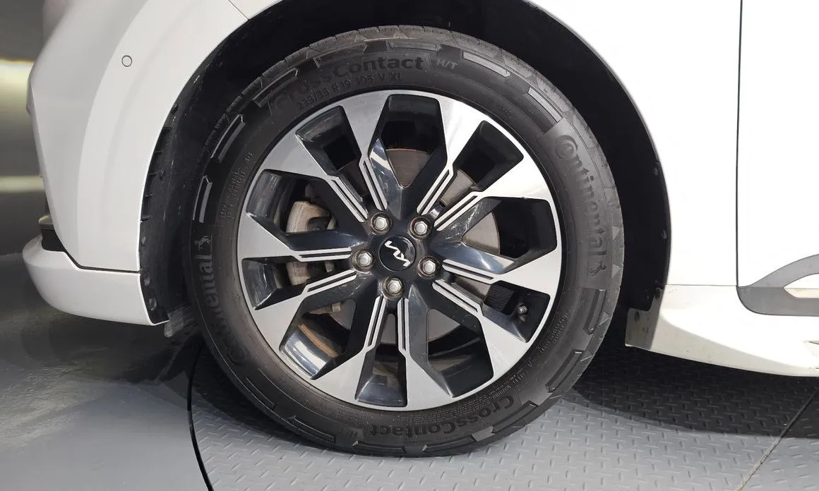 Kia Carnival 2023 из KR, фото 9