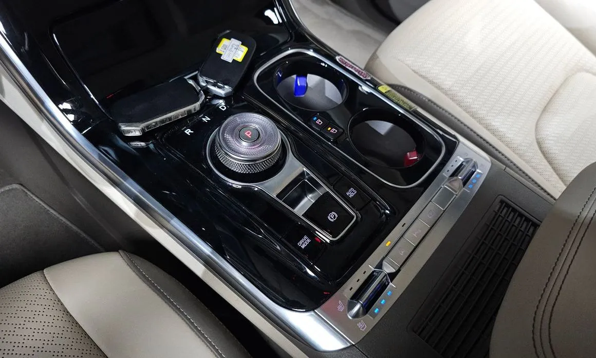 Kia Carnival 2023 из KR, фото 8