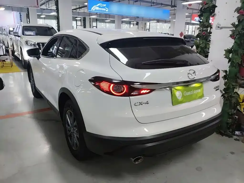 Mazda CX-4 — фото 4