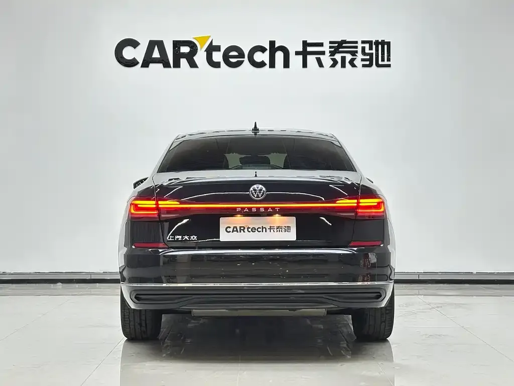Volkswagen Passat — фото 8