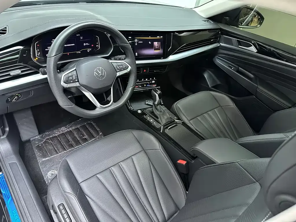 Volkswagen Passat — фото 10