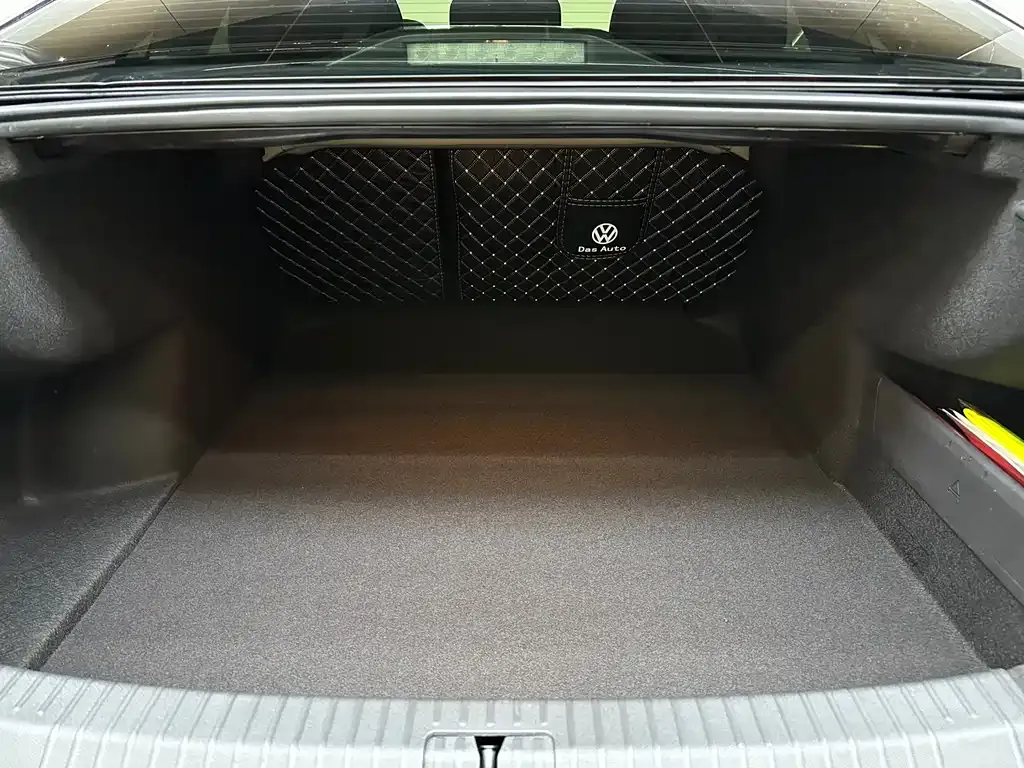 Volkswagen Passat — фото 9