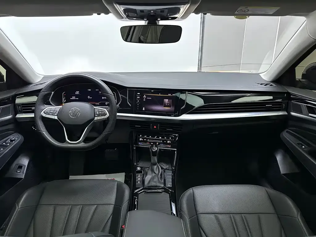 Volkswagen Passat — фото 7