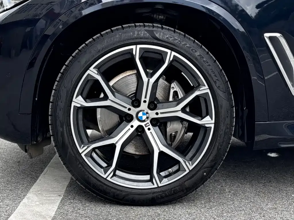 BMW X5 — фото 5