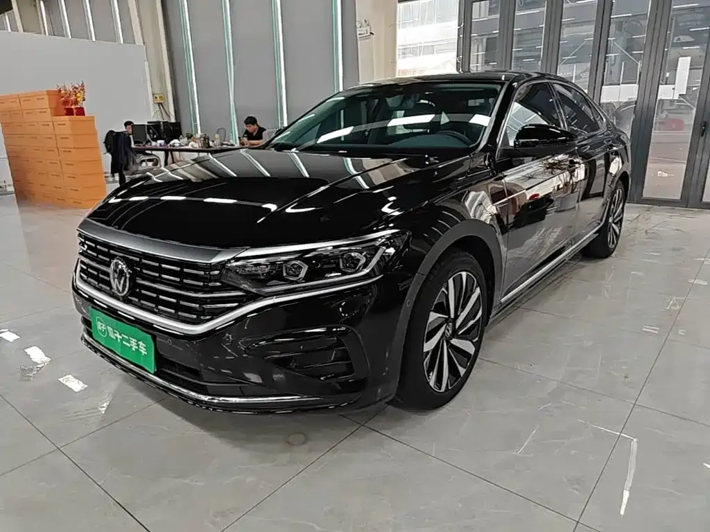 Volkswagen Passat — фото 8