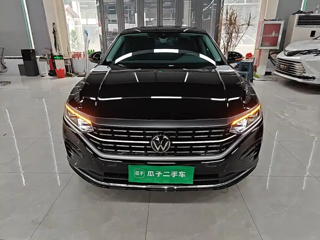 Volkswagen Passat — фото 3