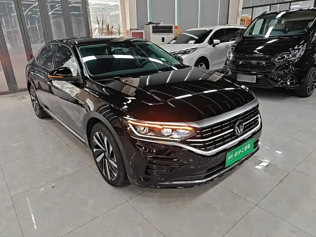 Volkswagen Passat — фото 7