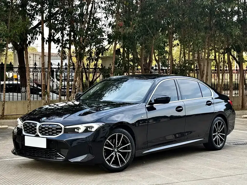 BMW 3 Series — фото 1