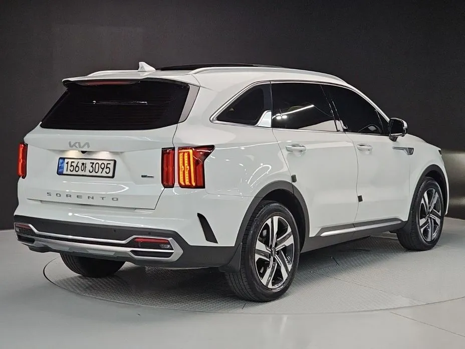 Kia Sorento — фото 4