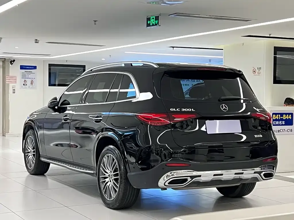 Mercedes-Benz GLC — фото 7