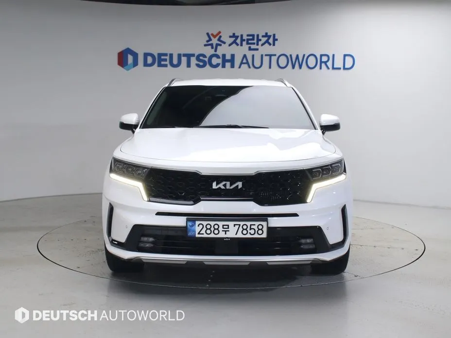 Kia Sorento — фото 6