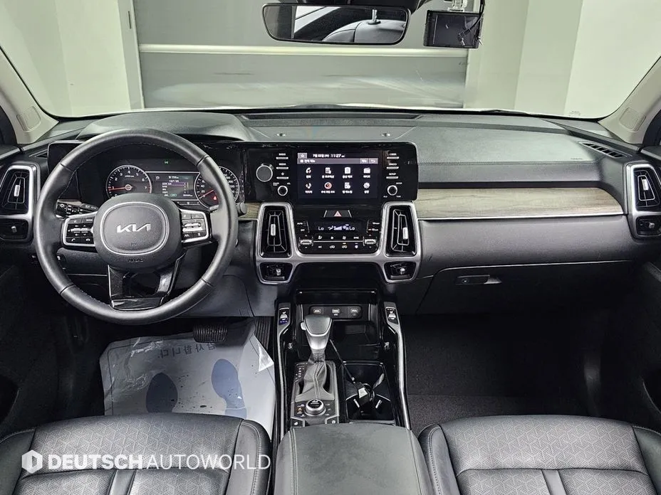 Kia Sorento — фото 9