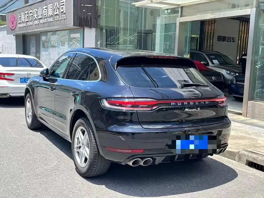 Porsche Macan — фото 8