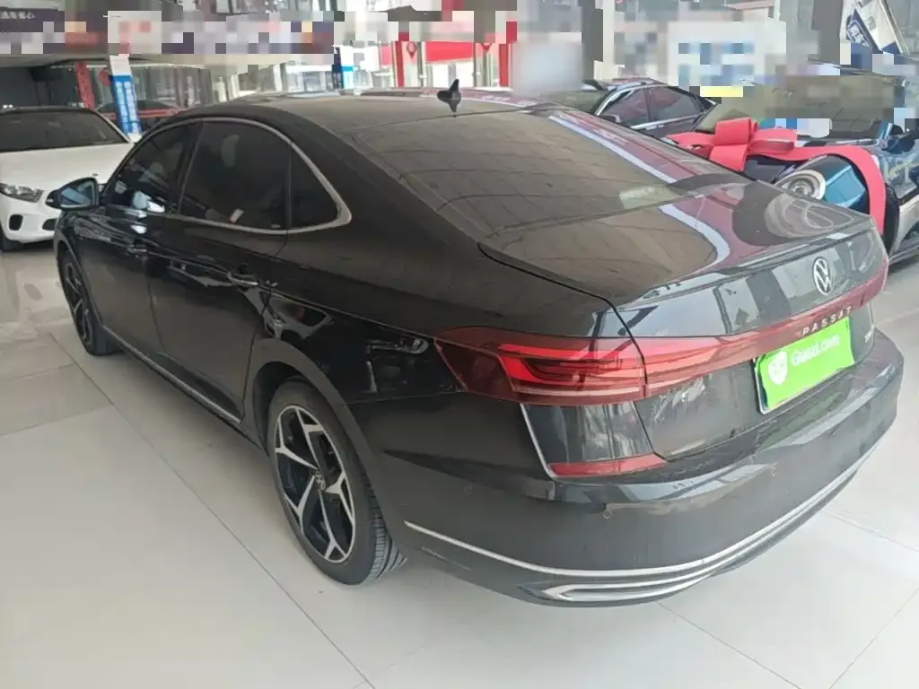Volkswagen Passat — фото 4