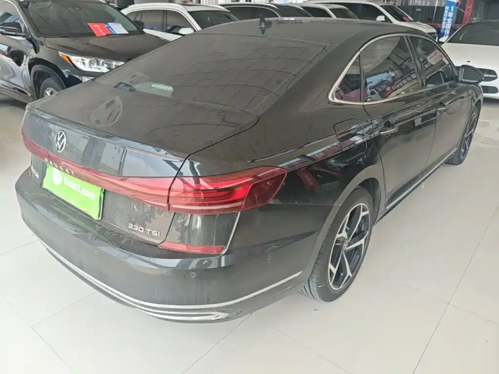 Volkswagen Passat — фото 6