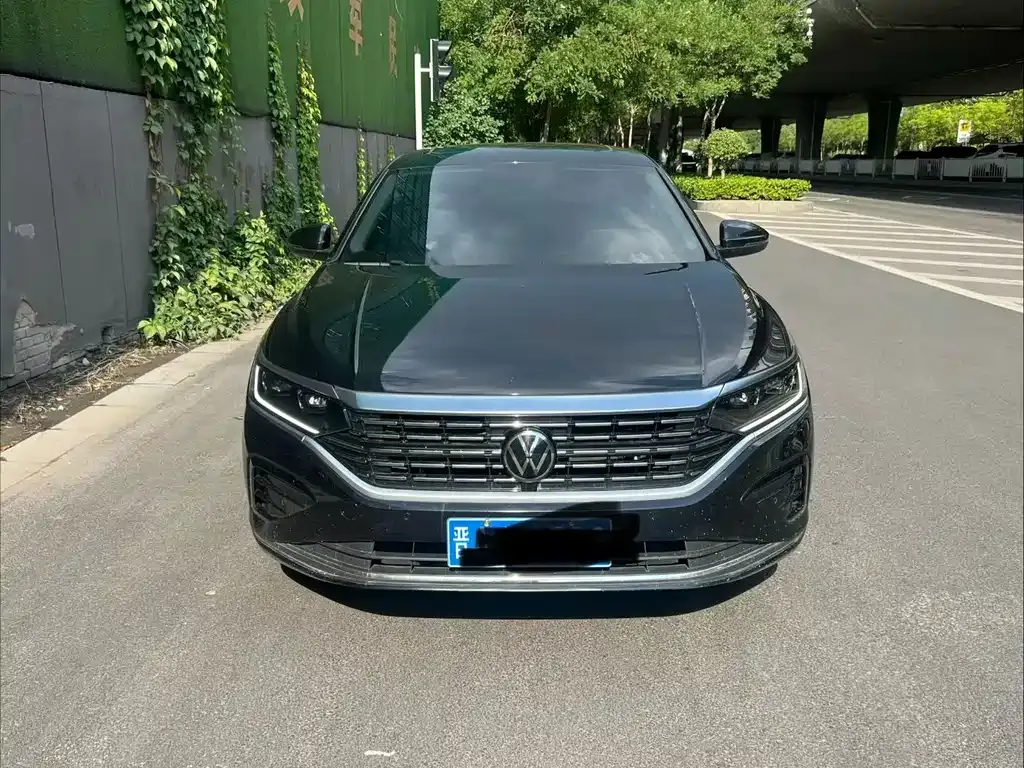 Volkswagen Passat — фото 8
