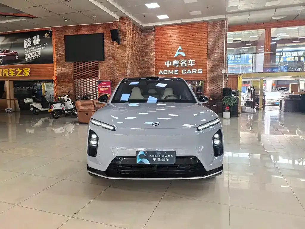 NIO EC6 — фото 10