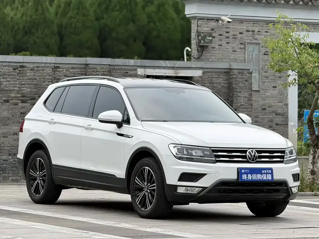Volkswagen Tiguan L 2021 из CN, фото 4