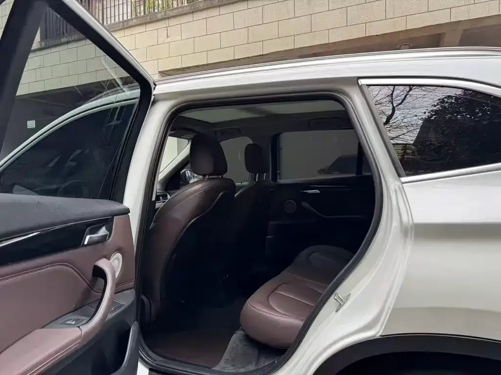BMW X1 2022 из CN, фото 4