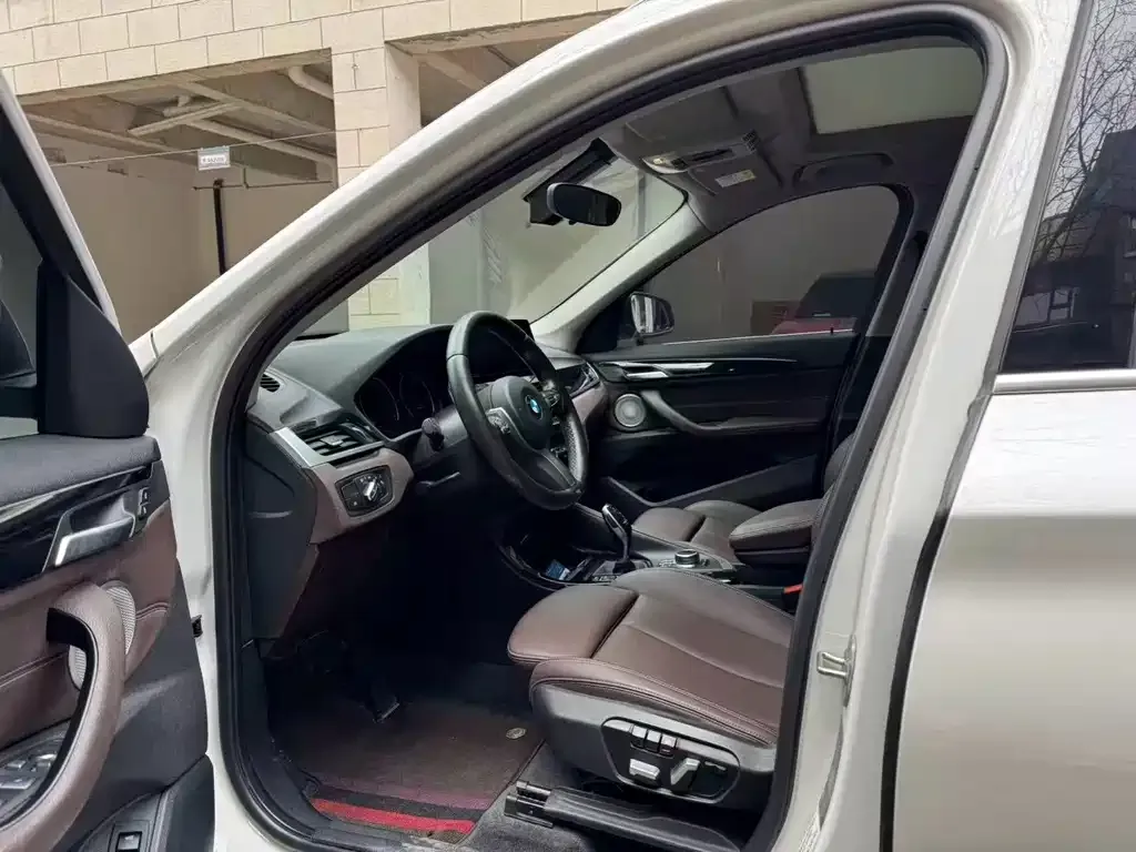 BMW X1 2022 из CN, фото 2